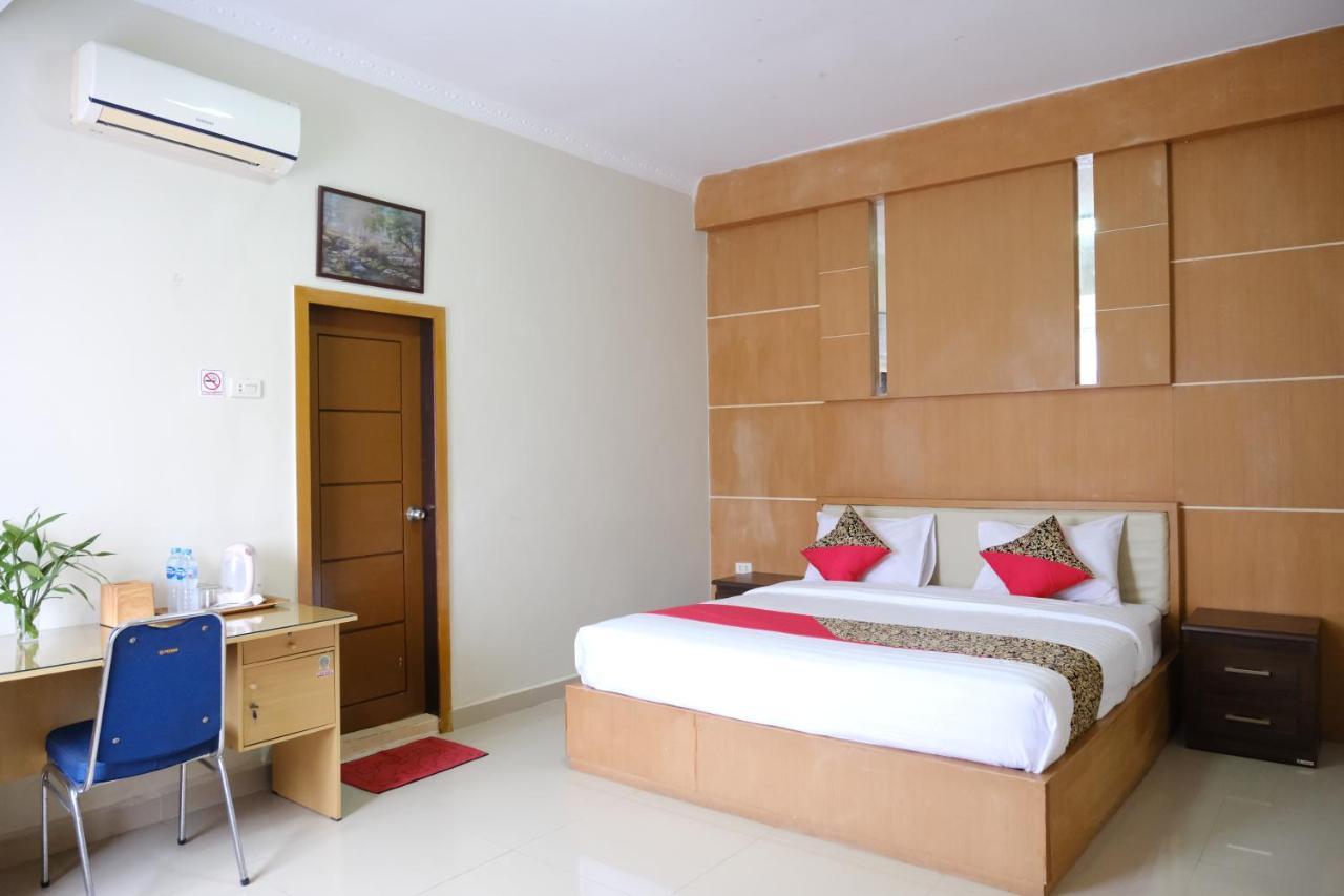 จอยฟูล โฮเทล Hotel ตันจุงปันดัน ภายนอก รูปภาพ